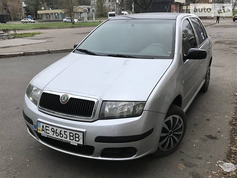 Хетчбек Skoda Fabia 2006 в Дніпрі