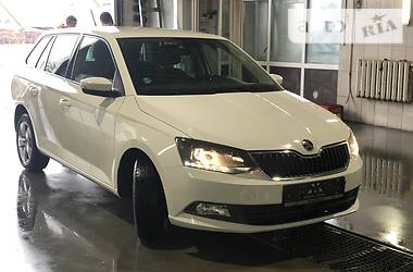 Седан Skoda Fabia 2015 в Киеве