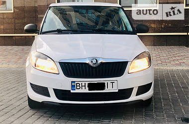 Хэтчбек Skoda Fabia 2015 в Одессе