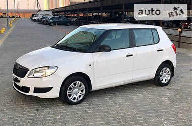 Хэтчбек Skoda Fabia 2015 в Одессе