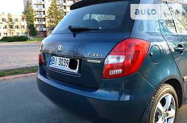 Хэтчбек Skoda Fabia 2012 в Миргороде