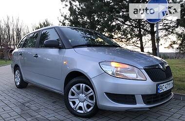 Універсал Skoda Fabia 2011 в Дрогобичі