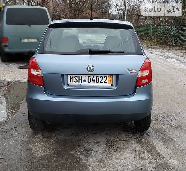Хетчбек Skoda Fabia 2008 в Нових Санжарах