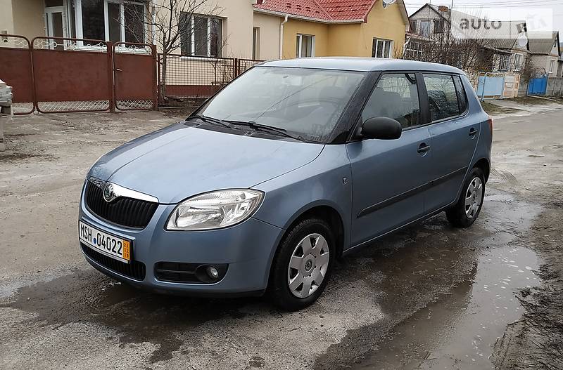 Хетчбек Skoda Fabia 2008 в Нових Санжарах