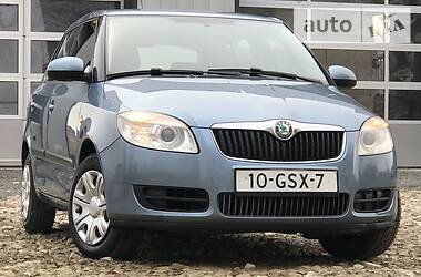 Хетчбек Skoda Fabia 2009 в Дрогобичі