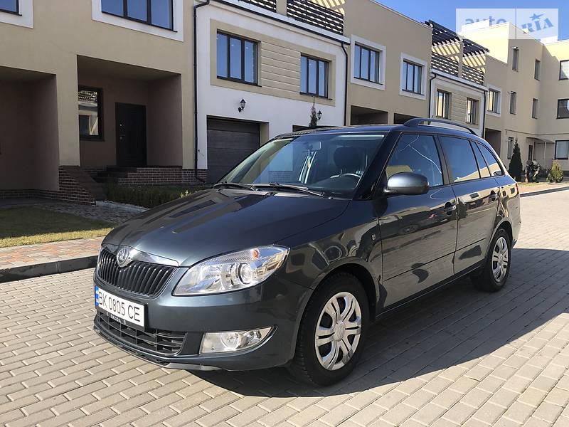 Універсал Skoda Fabia 2014 в Рівному