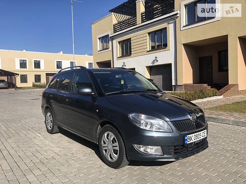 Універсал Skoda Fabia 2014 в Рівному