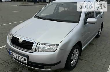 Седан Skoda Fabia 2001 в 
