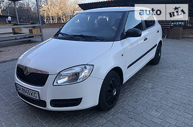 Хетчбек Skoda Fabia 2009 в 
