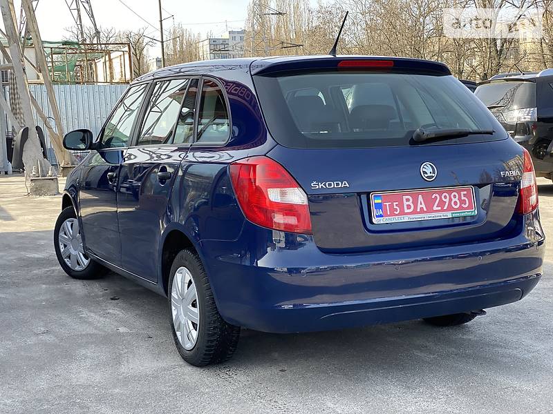 Універсал Skoda Fabia 2013 в Миколаєві
