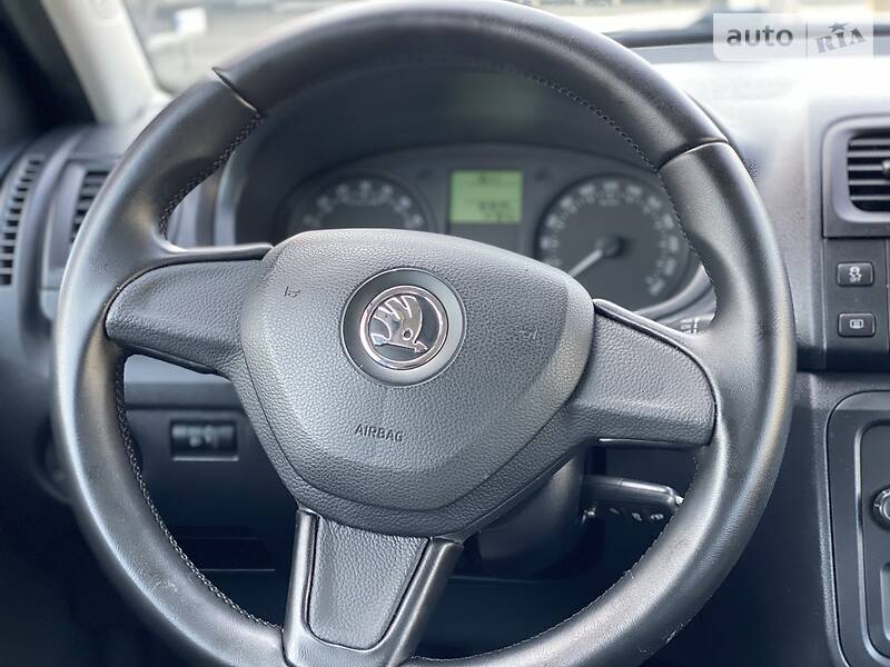 Універсал Skoda Fabia 2013 в Миколаєві