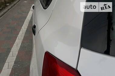 Хетчбек Skoda Fabia 2012 в 