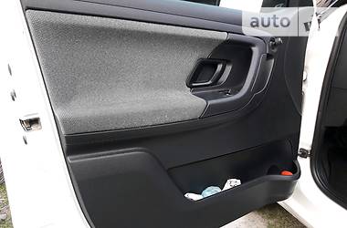Хетчбек Skoda Fabia 2012 в 