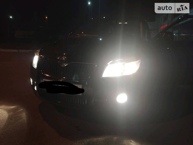 Хэтчбек Skoda Fabia 2009 в Тернополе