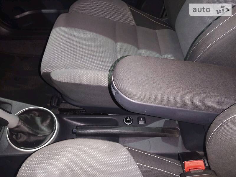 Хэтчбек Skoda Fabia 2009 в Тернополе