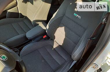 Хетчбек Skoda Fabia 2010 в 