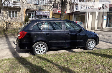 Універсал Skoda Fabia 2008 в Тернополі