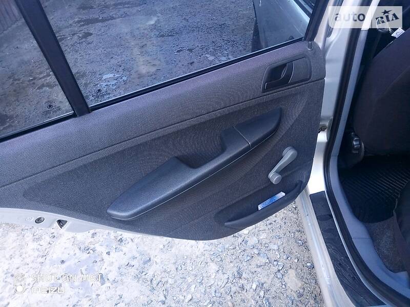 Універсал Skoda Fabia 2003 в Сумах