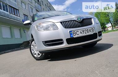 Хетчбек Skoda Fabia 2008 в 