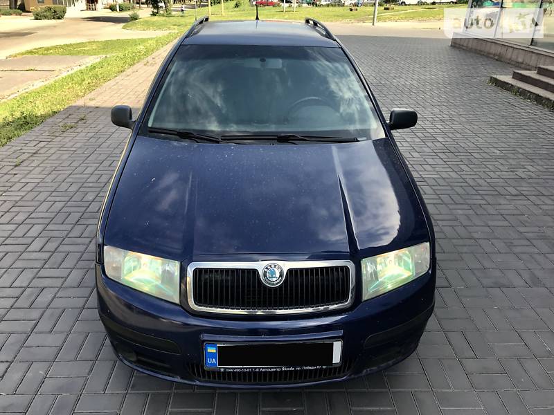 Універсал Skoda Fabia 2002 в Дніпрі