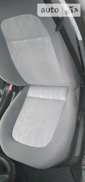 Хэтчбек Skoda Fabia 2002 в Тячеве