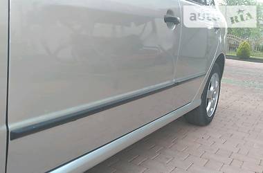 Хетчбек Skoda Fabia 2002 в 