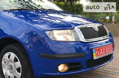 Хэтчбек Skoda Fabia 2006 в Староконстантинове