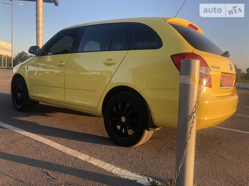 Універсал Skoda Fabia 2013 в Полтаві