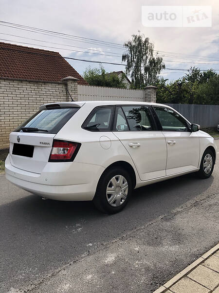 Універсал Skoda Fabia 2015 в Ужгороді фото 4 Універсал Skoda Fabia 2015 в Ужгороді