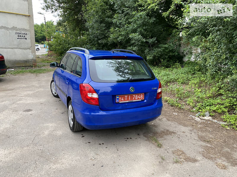 Універсал Skoda Fabia 2008 в Луцьку