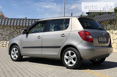 Хетчбек Skoda Fabia 2008 в 
