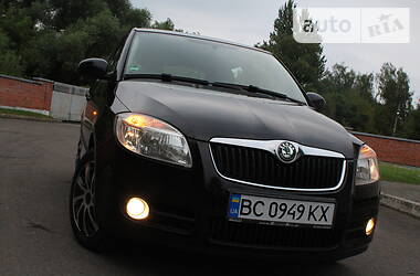 Хэтчбек Skoda Fabia 2009 в Дрогобыче