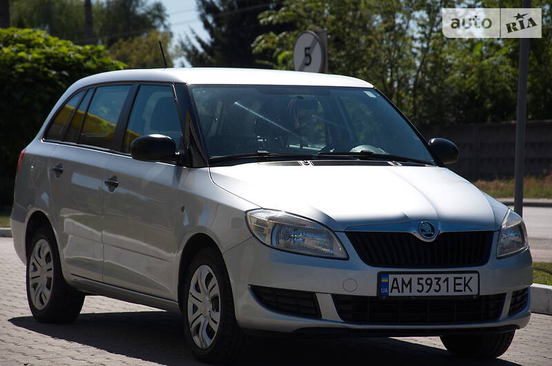 Універсал Skoda Fabia 2013 в Житомирі
