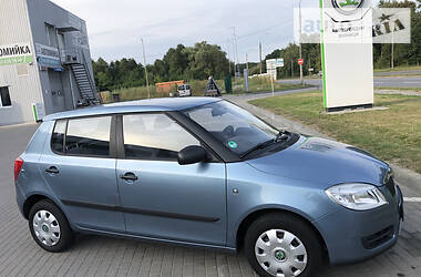 Хетчбек Skoda Fabia 2009 в 
