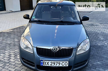 Хетчбек Skoda Fabia 2009 в 