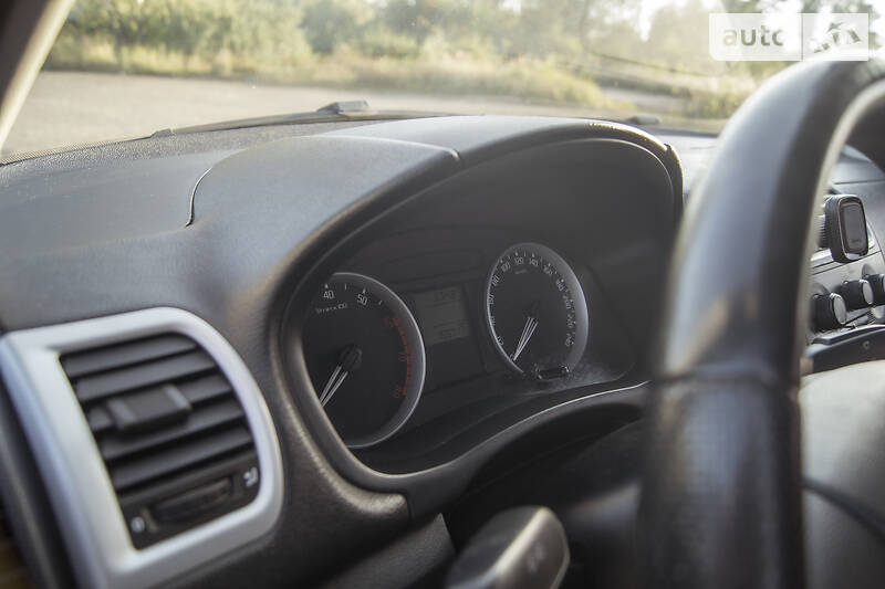 Хетчбек Skoda Fabia 2008 в Новому Розділі