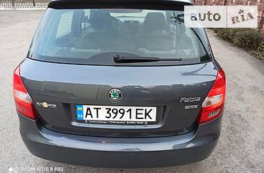 Хэтчбек Skoda Fabia 2011 в Ивано-Франковске