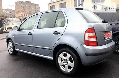 Хэтчбек Skoda Fabia 2005 в Виннице