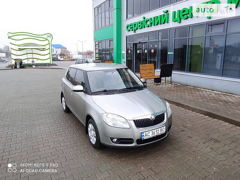 Хэтчбек Skoda Fabia 2008 в Нововолынске