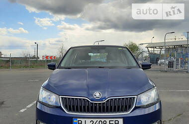 Лифтбек Skoda Fabia 2015 в Киеве