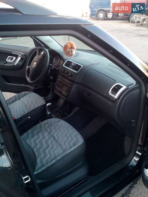 Универсал Skoda Fabia 2009 в Запорожье