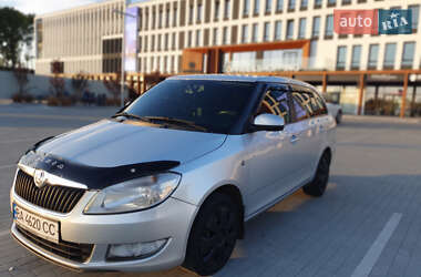 Универсал Skoda Fabia 2014 в Виннице