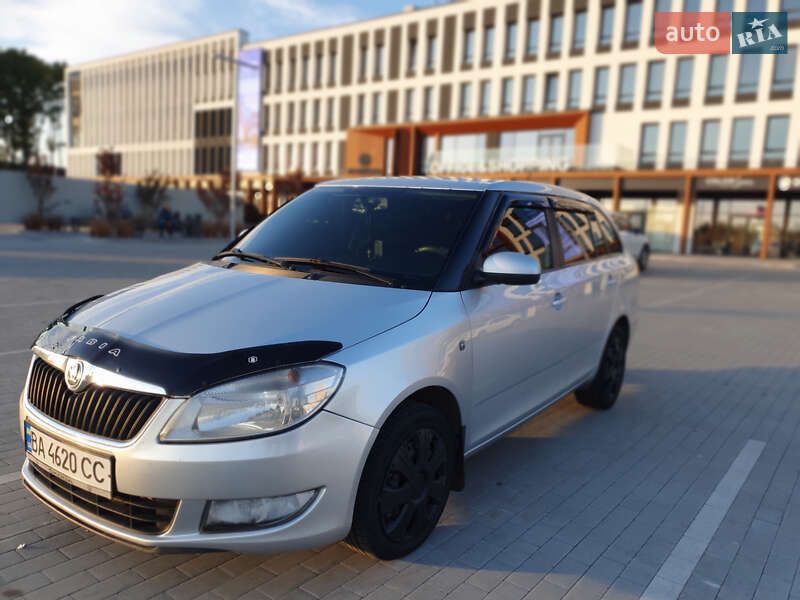 Универсал Skoda Fabia 2014 в Виннице