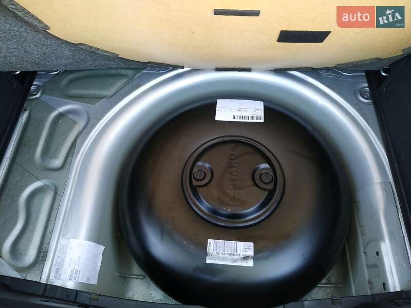 Хетчбек Skoda Fabia 2016 в Болграді