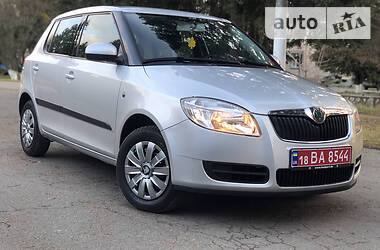 Хэтчбек Skoda Fabia 2008 в Умани