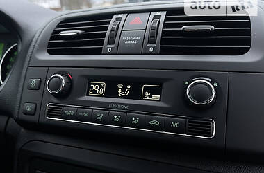 Хэтчбек Skoda Fabia 2014 в 