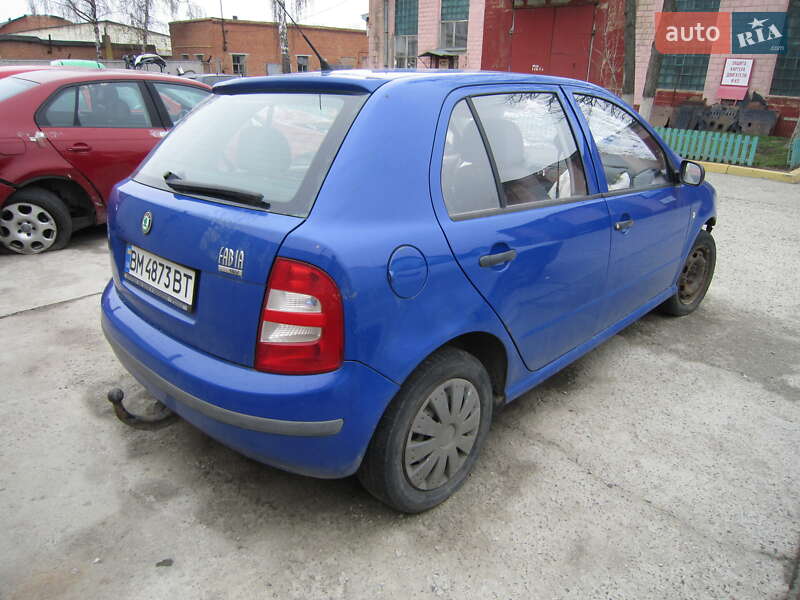 Хэтчбек Skoda Fabia 2003 в Сумах