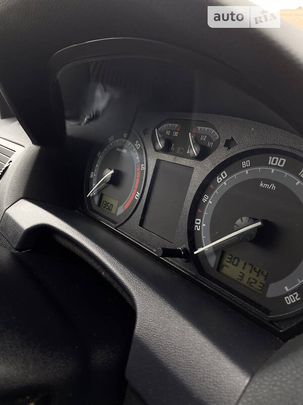 Универсал Skoda Fabia 2004 в Виннице