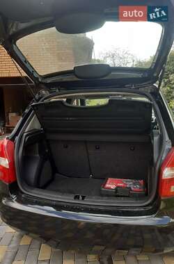 Хэтчбек Skoda Fabia 2009 в 