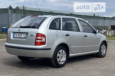 Универсал Skoda Fabia 2004 в Черкассах